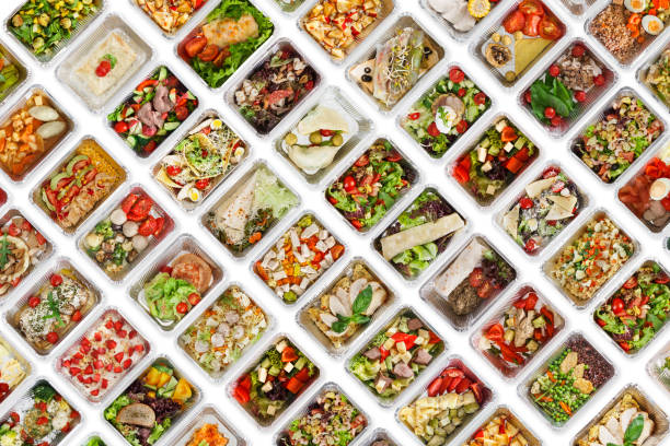 istock Set of take away food boxes at white background 942150852