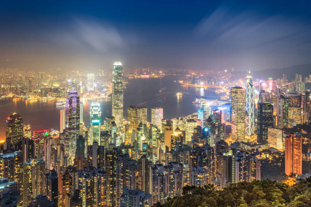istock Hongkong Victoria Harbour skyline 942158308