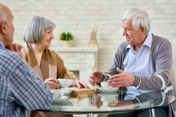 istock Group of Senior People Chatting by Tea 942161492