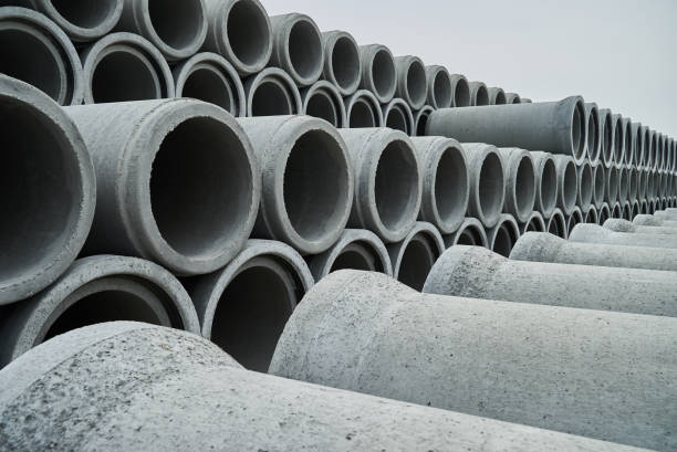istock Stacked pipe at concrete factory 942163032
