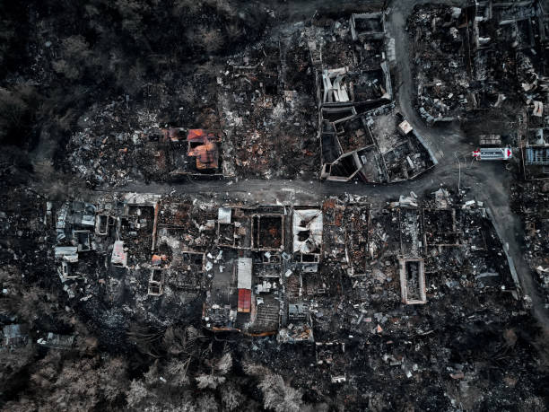 istock Old home after fire and burned everything in the area. top view and Take from drone 942166404