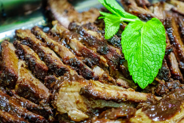 istock Freshly barbecued and sliced meat 942199162