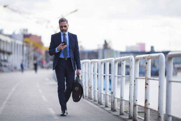 istock Senior businessman on the move 942201714