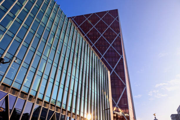 istock Business office building in London 942301378
