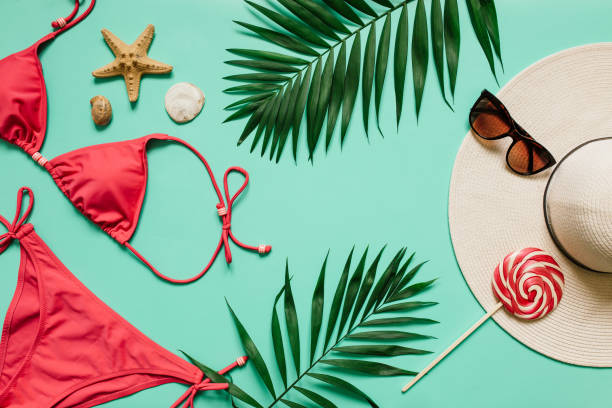 istock Summer vacation concept with pink bikini suit, hat and accessories 942344990