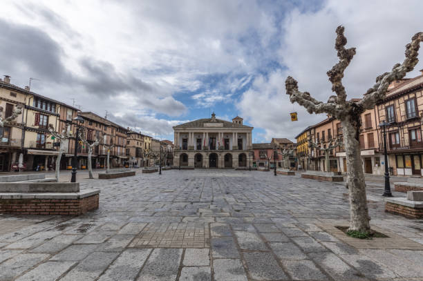 City Hall and Main Square in Toro, Zamora (Spain). City Hall and Main Square in Toro, Zamora (Spain). March of 2018. toro zamora stock pictures, royalty-free photos & images