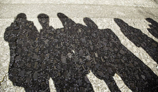 istock Shadow of couple 942374374