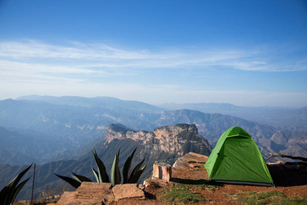 istock View of the mountains 942387220