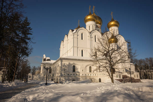 istock White Assumption Cathedral in Yaroslavl in Russia 942400202