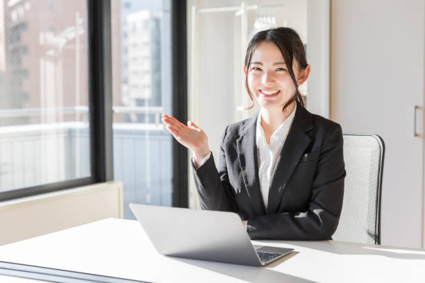 istock asian businesswomen working in office 942417110