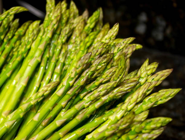 istock Bunch of asparagus 942469814