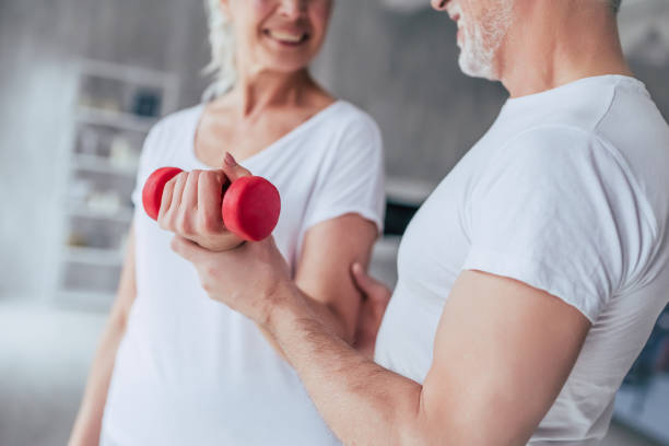 istock Senior couple at home 942580124
