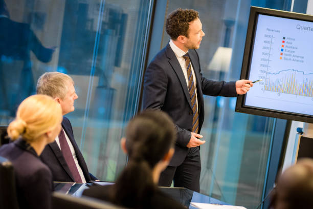 istock Business people having business meeting 942604020