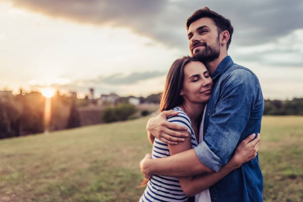 istock Romantic couple outdoors 942616590