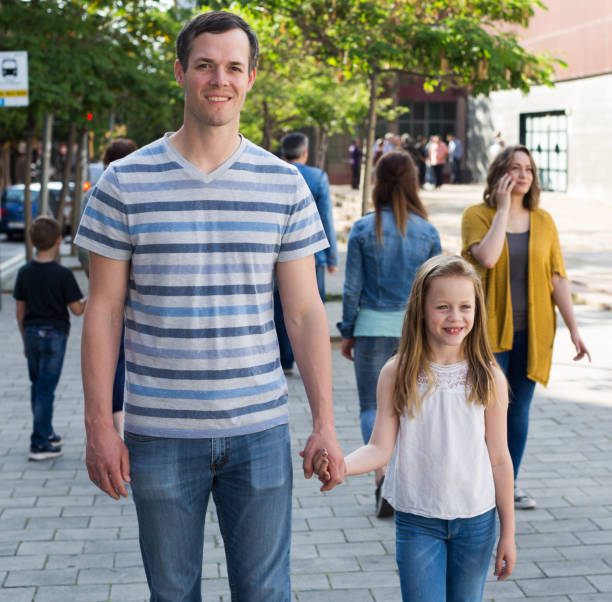 istock Cheerful father with little glad daughter 942658510