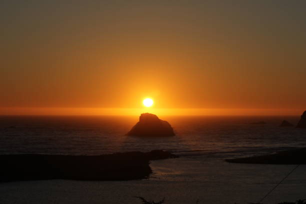 istock The mouth of the Russian River - sunset. 942689638