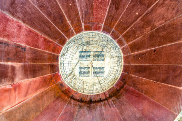 Nadi Valaya Yantra, a sundial at Jantar Mantar in Jaipur, India Nadivalaya Yantra, a sundial at Jantar Mantar in Jaipur. A UNESCO world heritage site in India india jaipur rajasthan traditional culture stock pictures, royalty-free photos & images