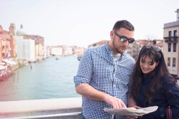 istock Couple in Venice 942699248