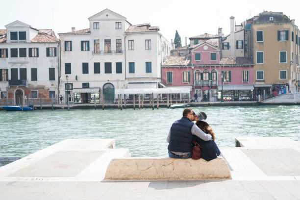 istock Couple in Venice 942699328