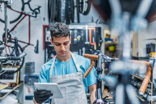 istock New tech to manage small businesses 942718016