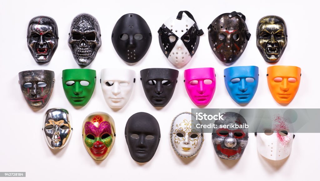 Colección De Máscaras Para Halloween Foto de stock y más banco de imágenes  de Arte - Arte, Blanco - Color, Cabeza - iStock