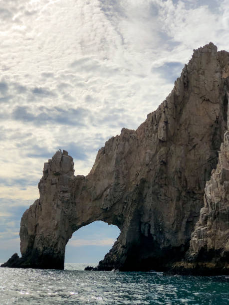 istock The Arch at Land's End in Cabo San Lucas 942734548