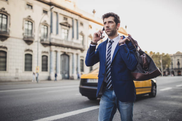 istock Businessman going on business trip 942737228