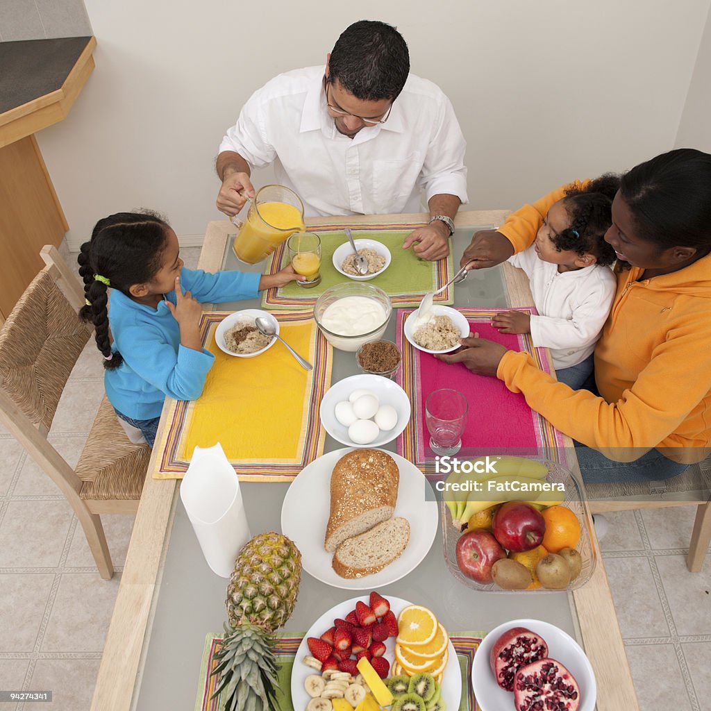 Comida de tiempo - Foto de stock de Adulto libre de derechos