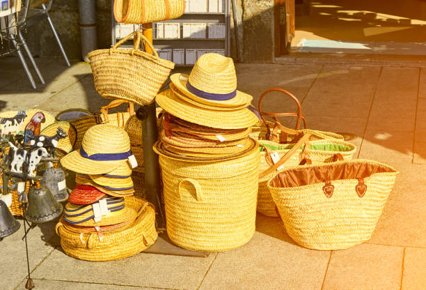 istock Straw bags in boutique 942776884