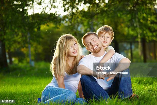 Foto de Para Família e mais fotos de stock de Adulto - Adulto, Alegria, Amor