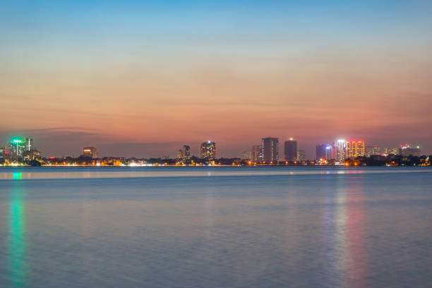 istock Hanoi cityscape at dusk 942858124
