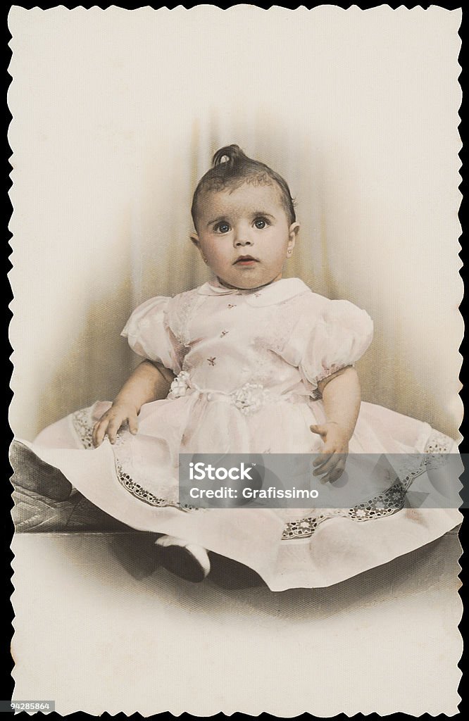 Antique photo de jeune femme dans une belle robe - Photo de Bébé libre de droits