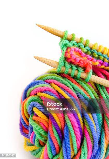 糸ニット模様付き - 毛糸玉のストックフォトや画像を多数ご用意 - 毛糸玉, 針, ウール