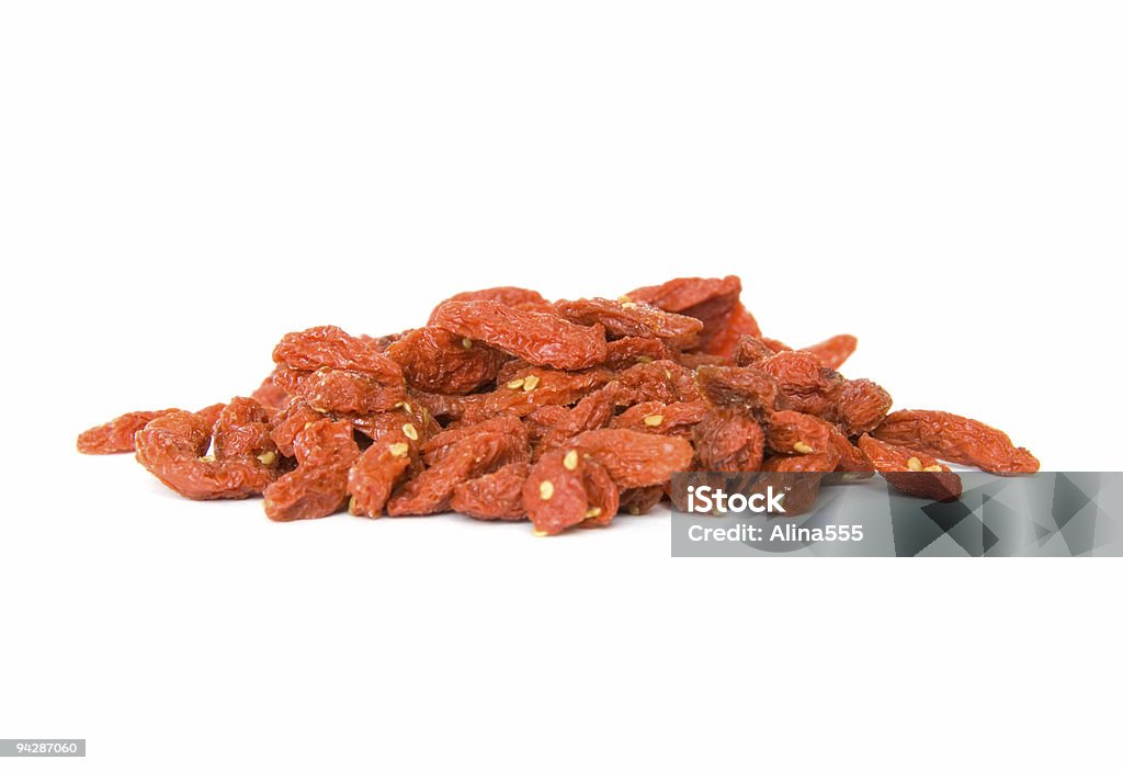 Pilha de goji sobre branco seco frutas - Foto de stock de Alimentação Saudável royalty-free