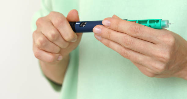 istock Diabetes turn insulin pen correct dose injection 942873042