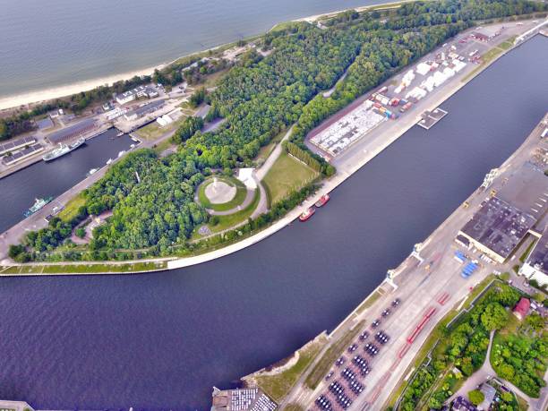 istock Poland town Gdansk from above 942885266