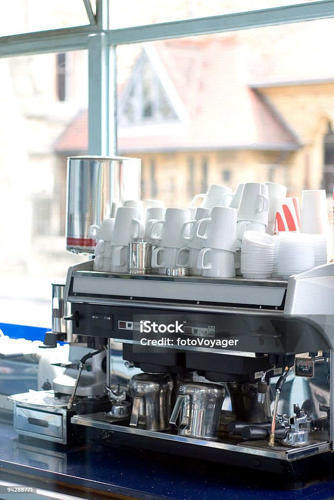 Espresso-Maschine mit Körbchen - Lizenzfrei Anreiz Stock-Foto