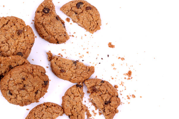 istock Chocolate Chip Cookie isolated on white background 942890034