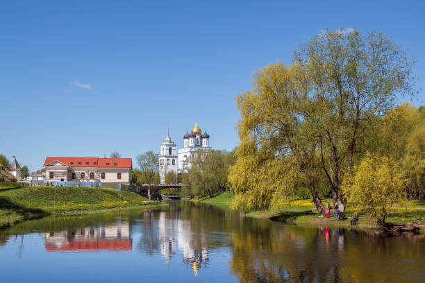 istock The Pskov River and the Trinity Cathedral in Pskov 942897406