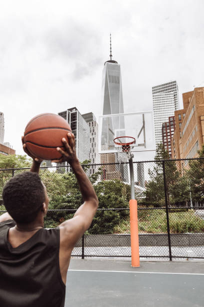 istock slam dunk in new york city 942900896