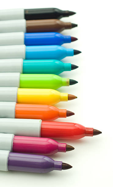 Linha de marcadores coloridos - fotografia de stock