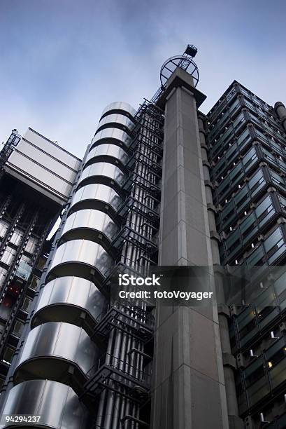 Instituição Financeira Londres - Fotografias de stock e mais imagens de Arquitetura - Arquitetura, Arranha-céu, Atividade bancária