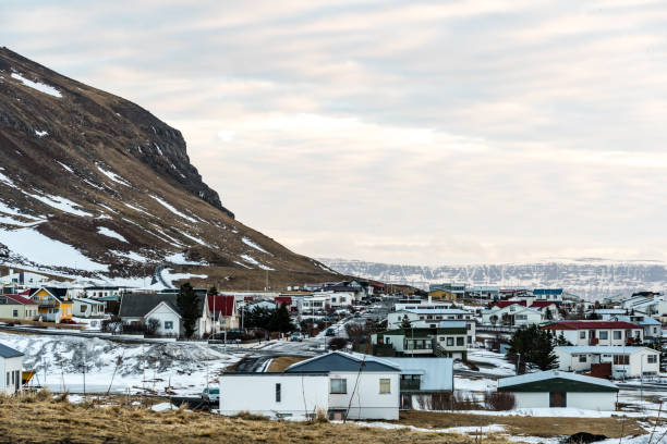 istock fishing village between the mountain and the ocean 942974810