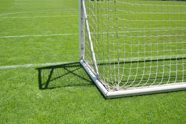 istock the end of the field 942991532