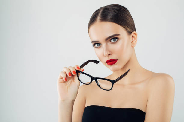 istock Beautiful woman 943011730