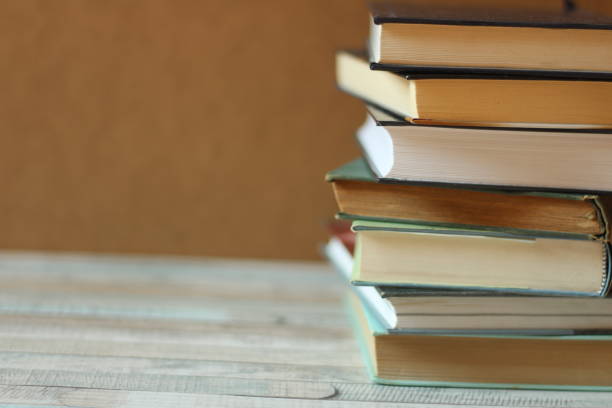 istock A pile of books 943030230