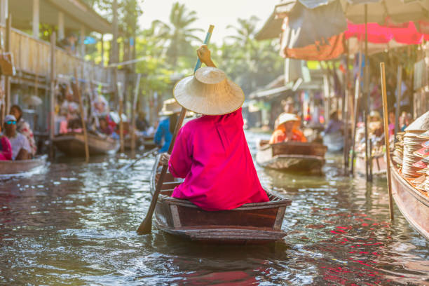 damnoen saduak плавучий рынок, таланд - damnoen saduak floating market asia asian ethnicity asian culture стоковые фото и изображения