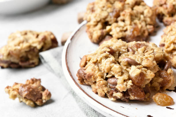 istock Oatmeal cookies with chocolate chips and raisin 943051710