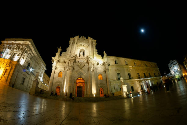istock Duomo Square by Night in Ortygia - Syracuse 943051854