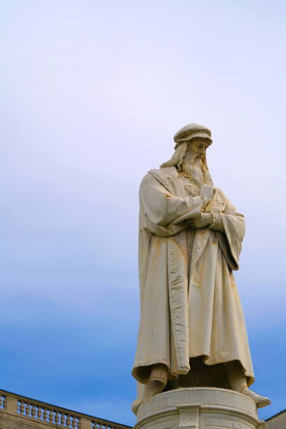 istock Statue of Leonardo da Vinci 943062342